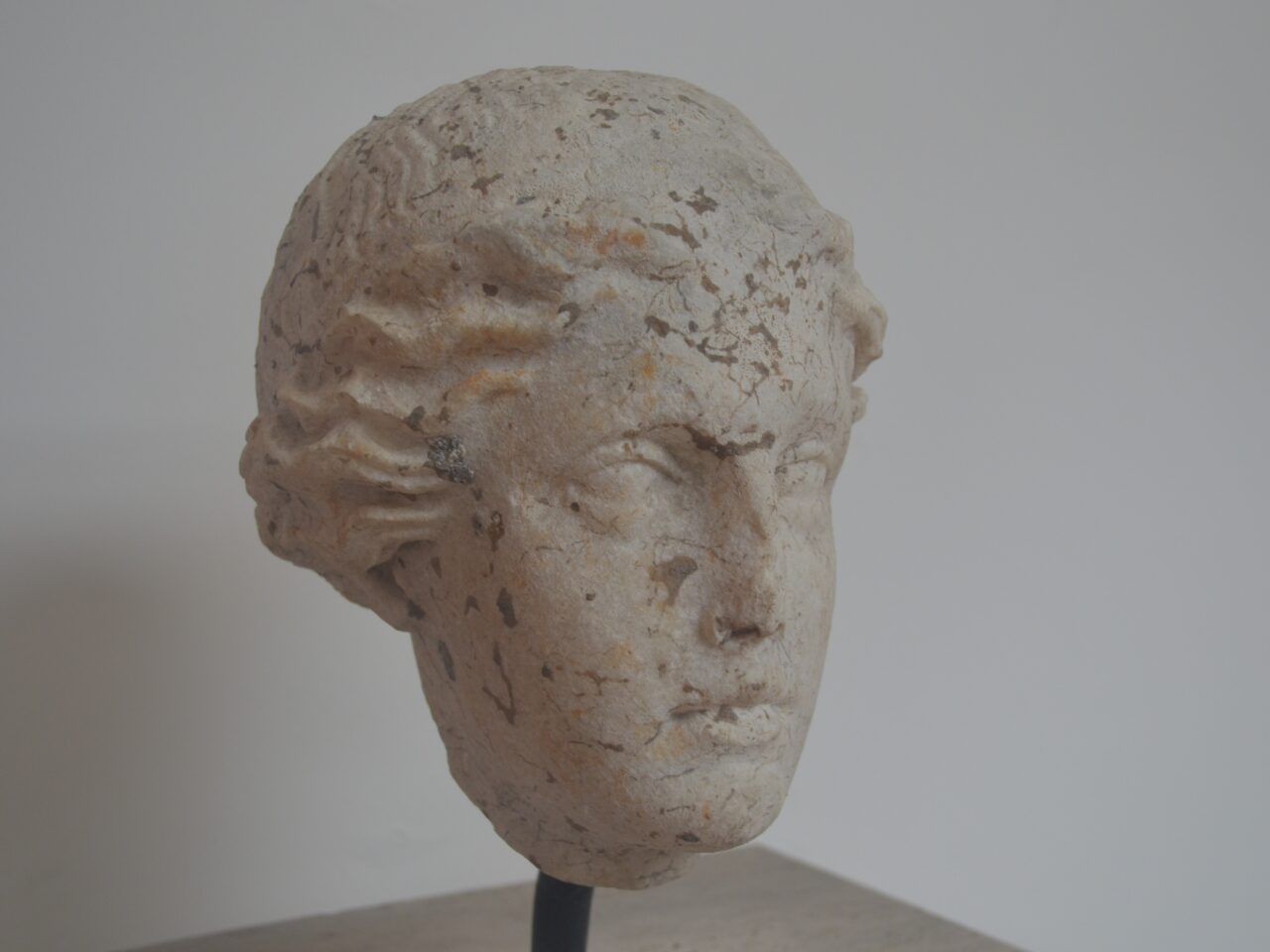 Ancient Roman Female Statue Head Archaeological Find - 3D Scanned Model for Blender and Printing