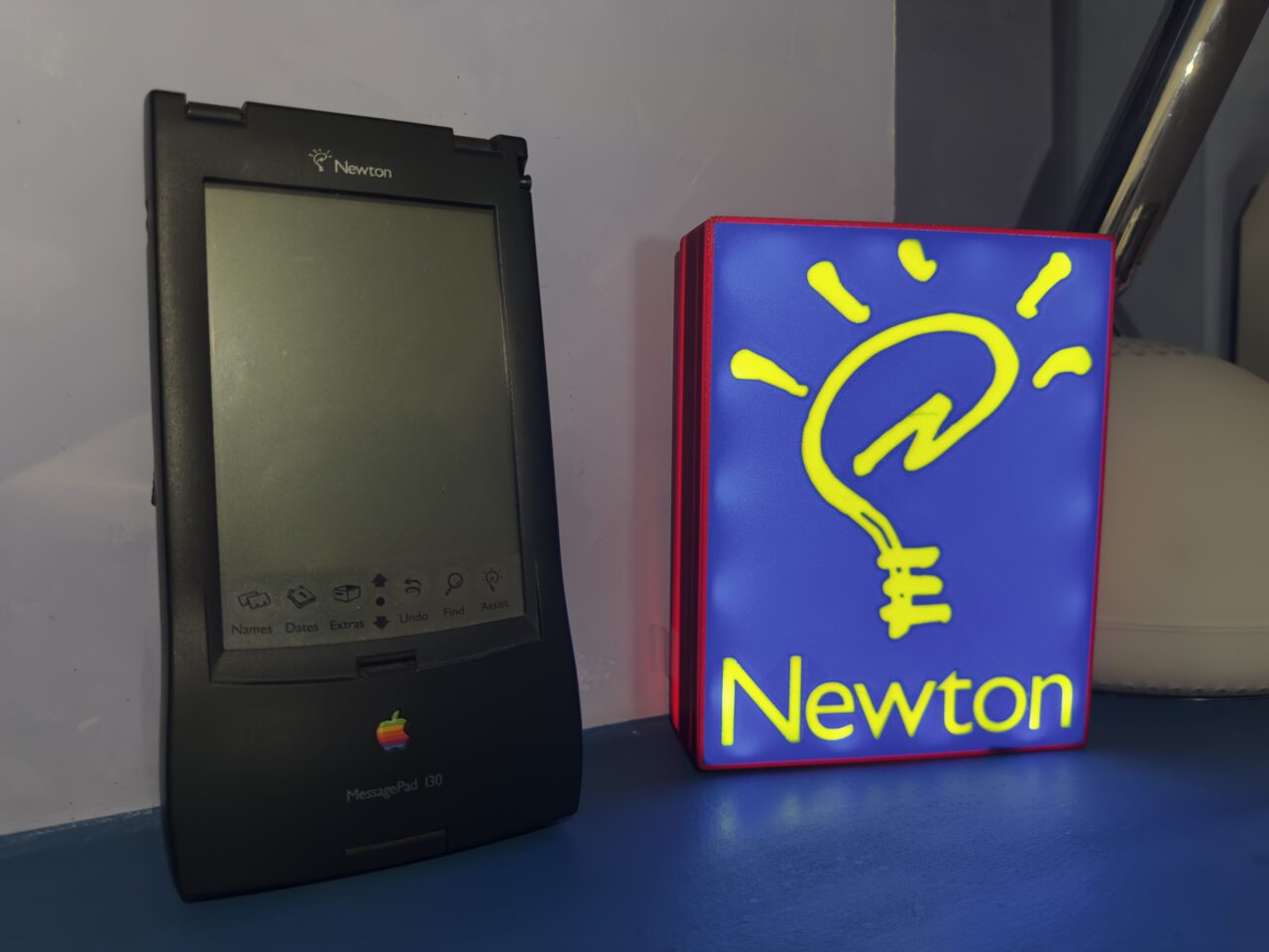Apple Newton Brand Logo – 3D Printed Lamp